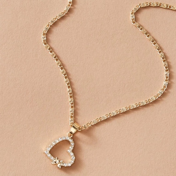 Jewelry - Golden Heart Rhinestone Necklace